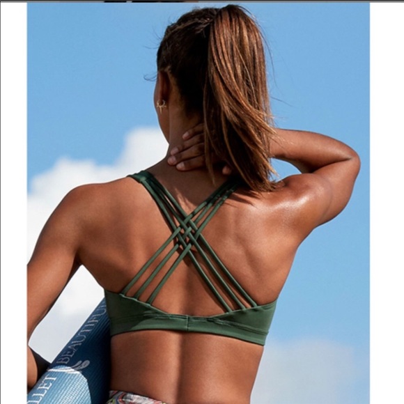 Victoria's Secret Other - Victoria’s Secret Sport Criss Cross Bra VSX Large